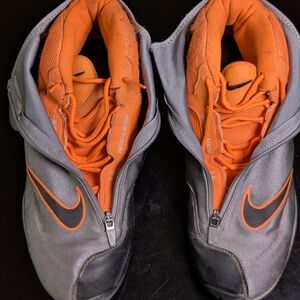 Nike Men's Gray and Orange Athletic Shoes